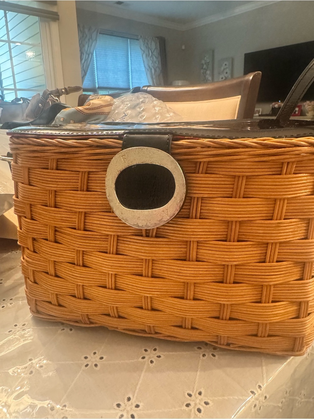 Woven Basket-Style Women's Handbag in Honey Tan